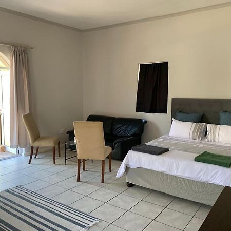 Le Grec Wine Tram Apartment Franschhoek Esterno foto